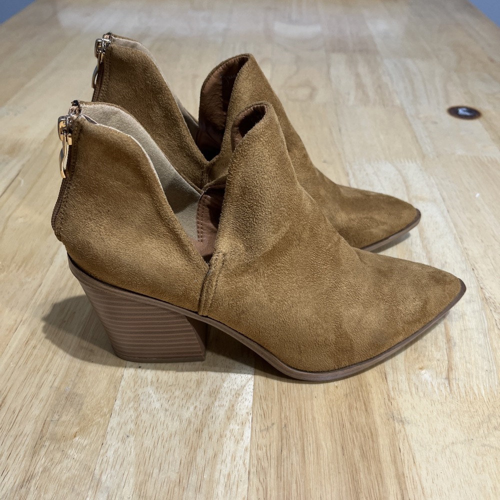 Jessica Calfe Boots Womens 8 Casual Back Zip Pointed Ankle Bootie Brown Suede